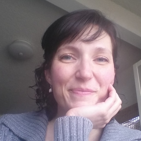 Meet your Posher, Kathleen - Picture 1 of 1